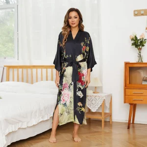 Blommigt tryck siden kimono kläder pion blommor silkbadrock
