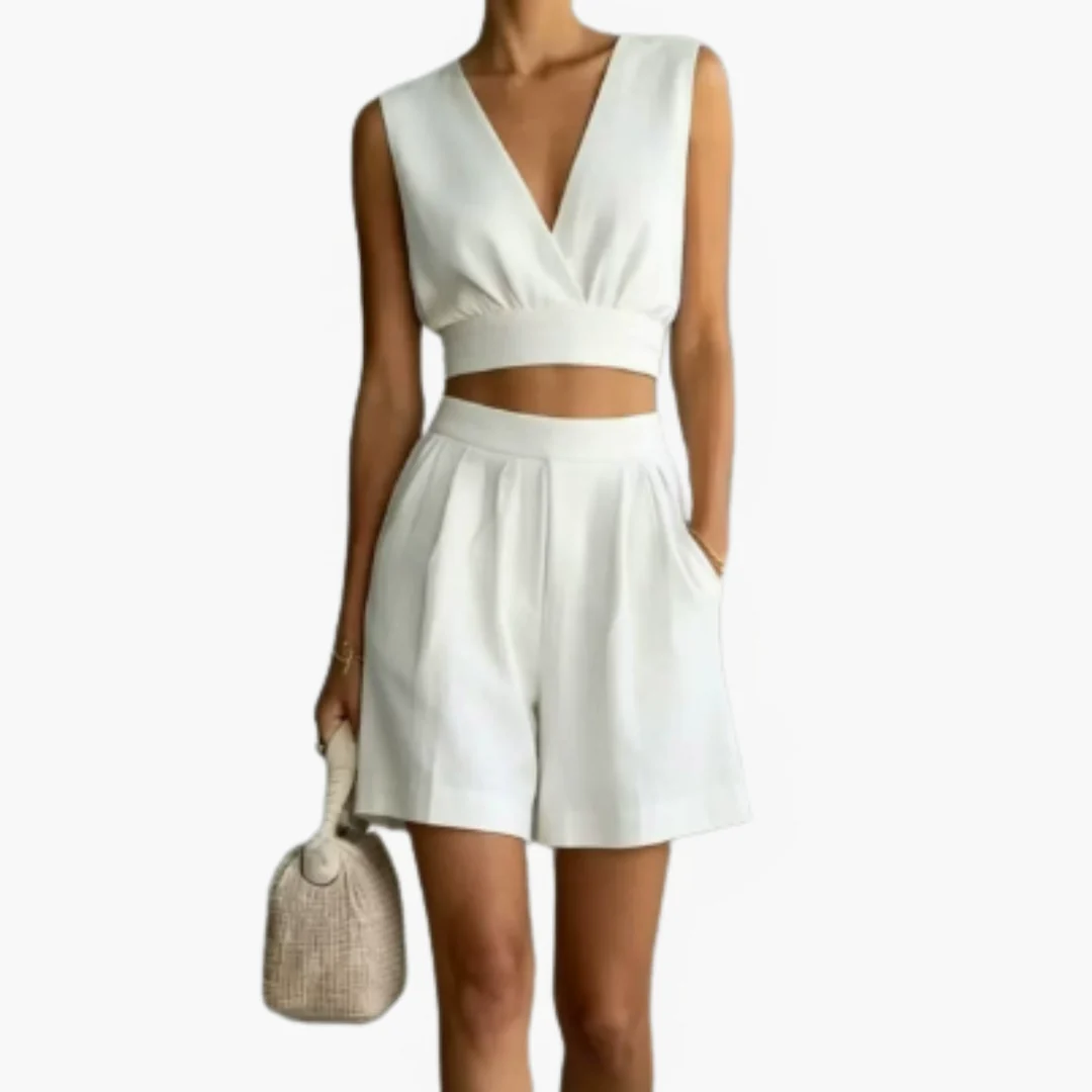 Damset med V-ringad crop top och högmidjade shorts - Bild 2
