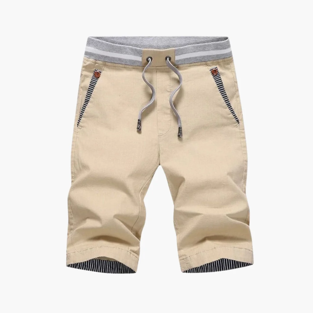 Kort herrshorts med sidofickor och uppvikt fåll - Bild 4