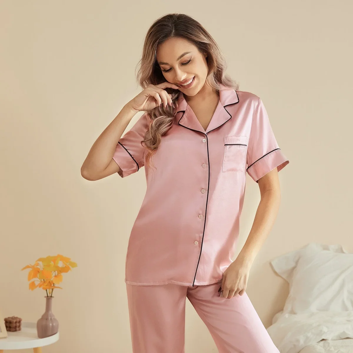 Dampyjamas med kort ärm i siden med passpoaler - Bild 3
